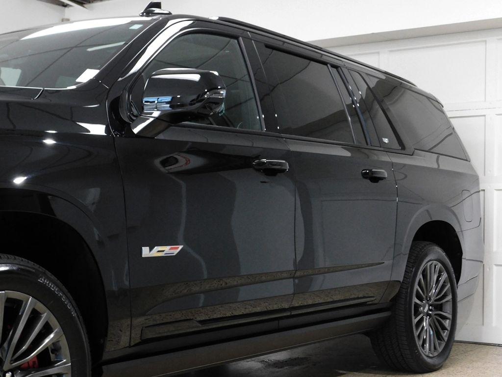 Cadillac Escalade ESV V 4WD 2024