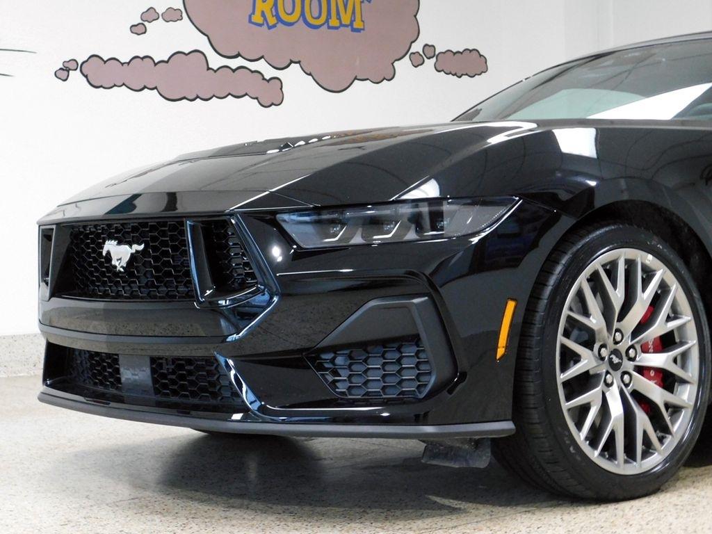 Ford Mustang GT Premium Convertible 2026