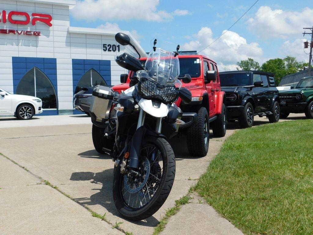 Triumph Tiger 800 XC ABS  2012