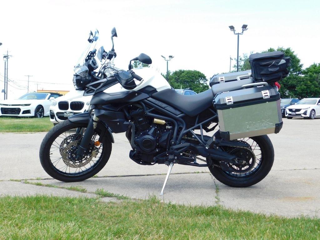 Triumph Tiger 800 XC ABS  2012