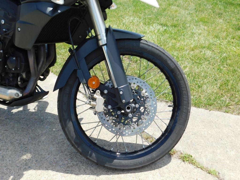Triumph Tiger 800 XC ABS  2012