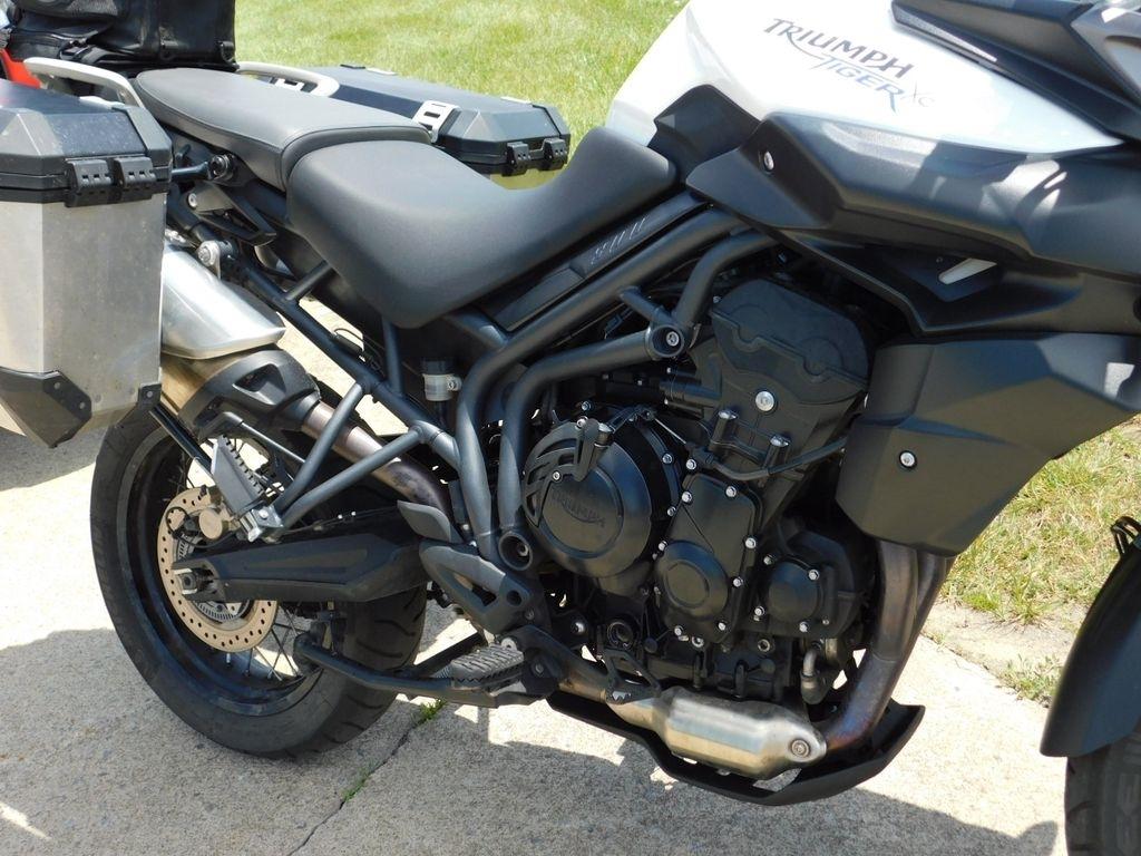 Triumph Tiger 800 XC ABS  2012