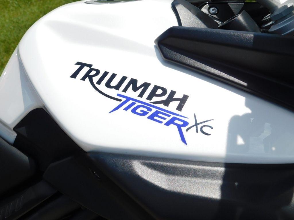 Triumph Tiger 800 XC ABS  2012