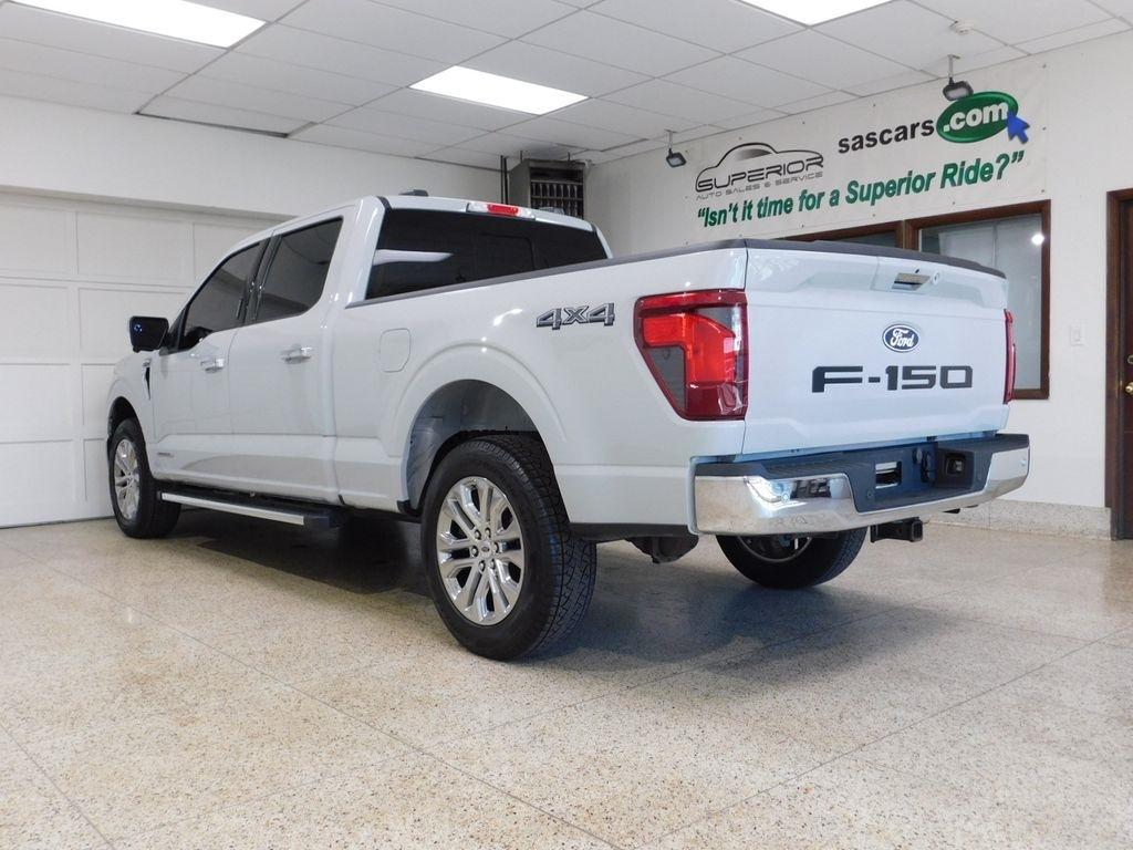 Ford F-150 XLT SuperCrew 4WD 2024