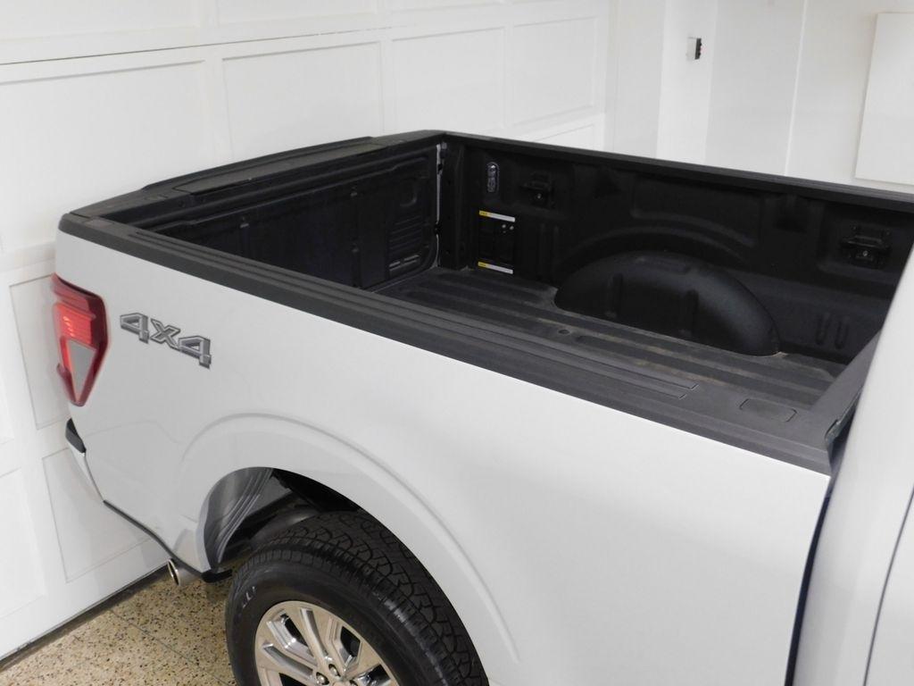 Ford F-150 XLT SuperCrew 4WD 2024