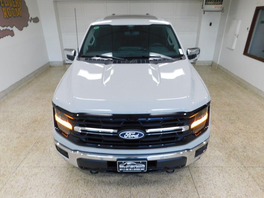 Ford F-150 XLT SuperCrew 4WD 2024