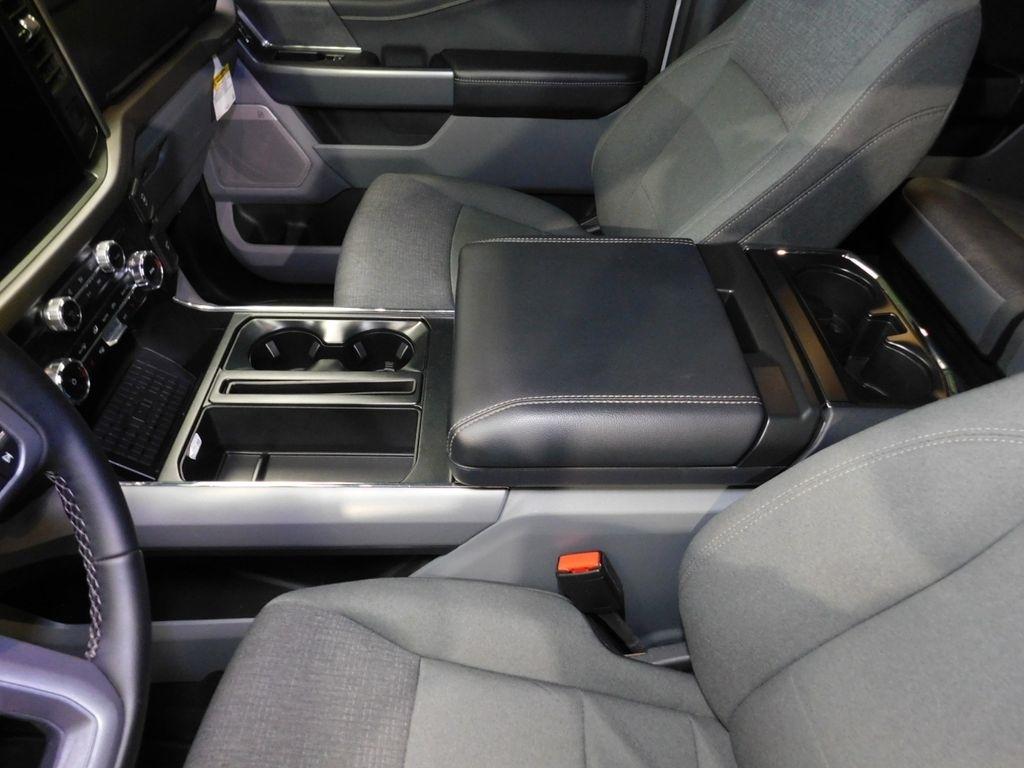 Ford F-150 XLT SuperCrew 4WD 2024