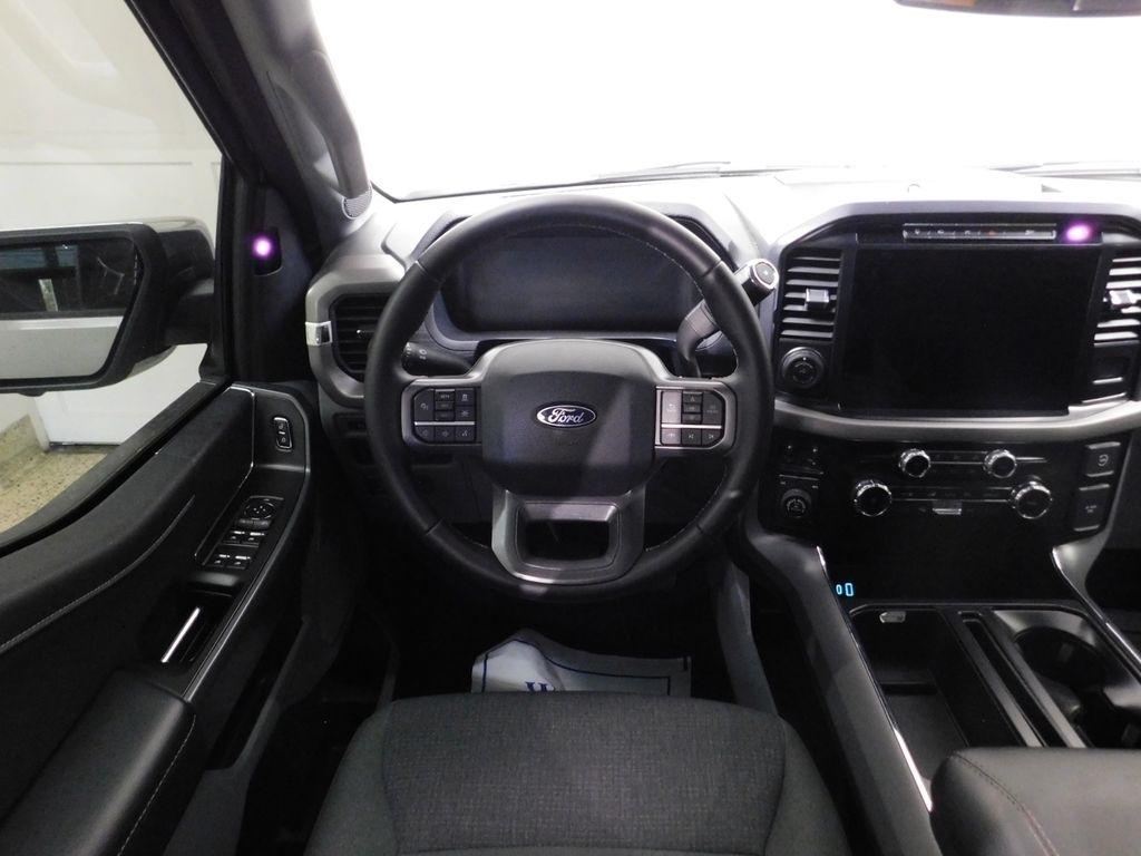 Ford F-150 XLT SuperCrew 4WD 2024