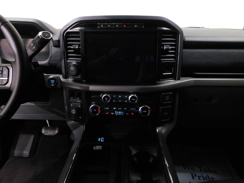 Ford F-150 XLT SuperCrew 4WD 2024