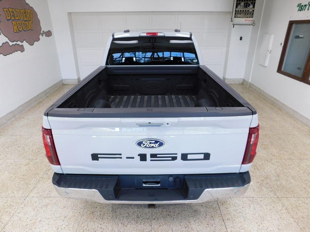 Ford F-150 XLT SuperCrew 4WD 2024