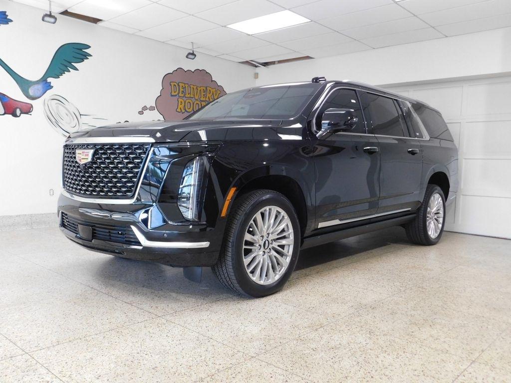 Cadillac Escalade ESV Luxury AWD 2026