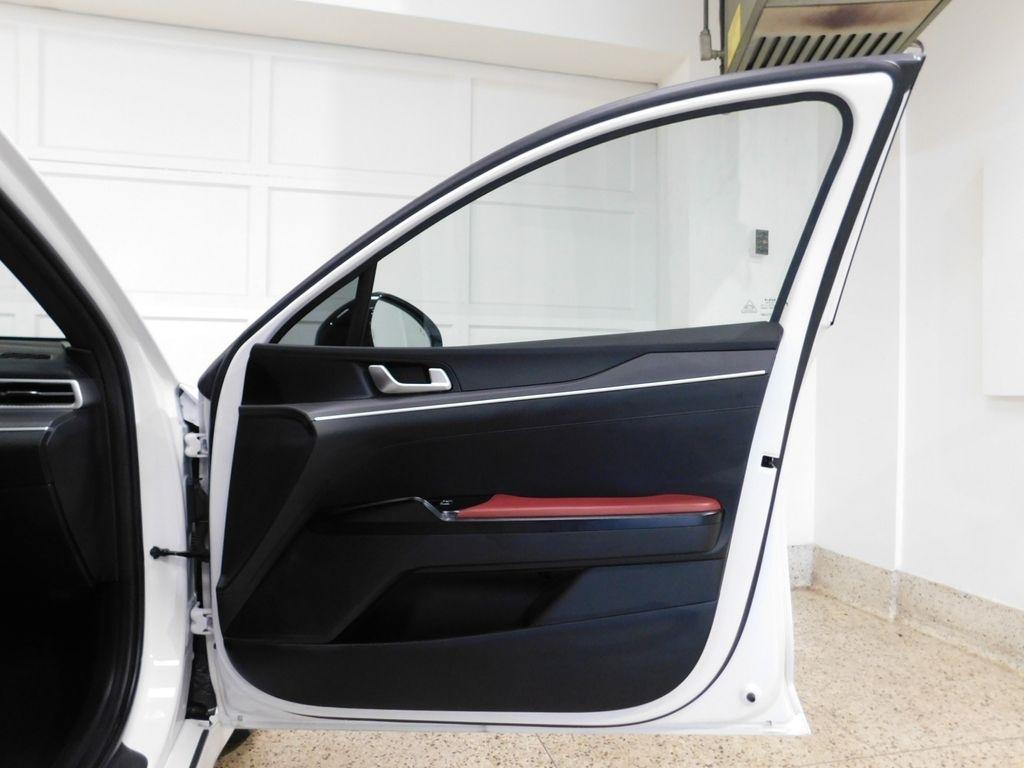 Kia K5 GT-Line 2023