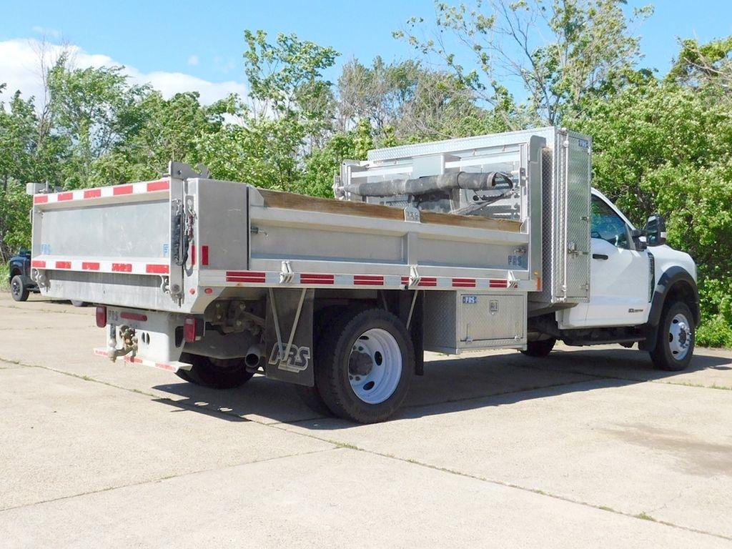 Ford F-550 Regular Cab DRW 4WD 2023