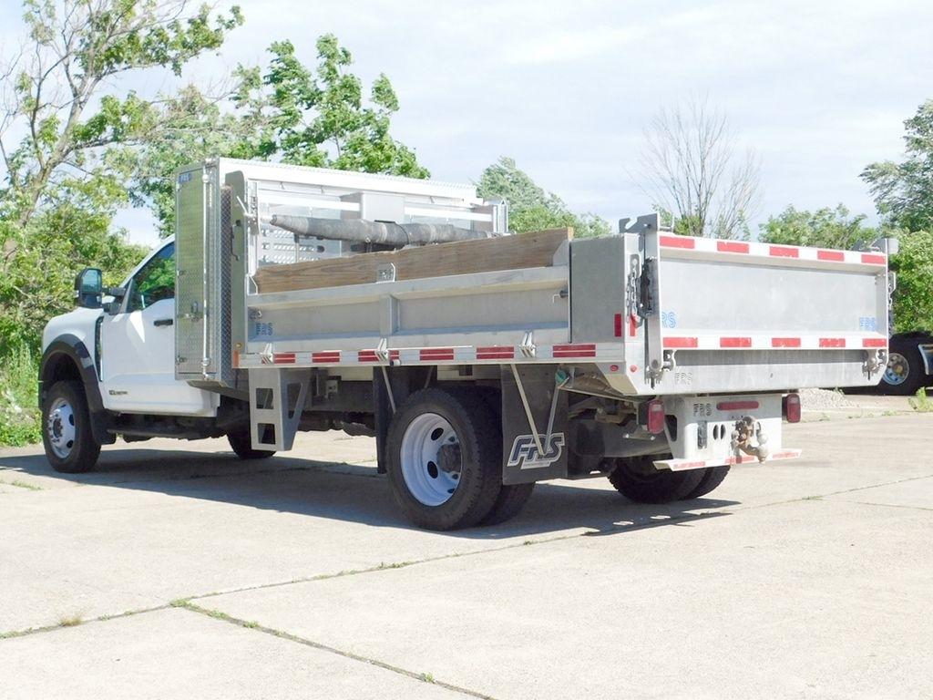 Ford F-550 Regular Cab DRW 4WD 2023