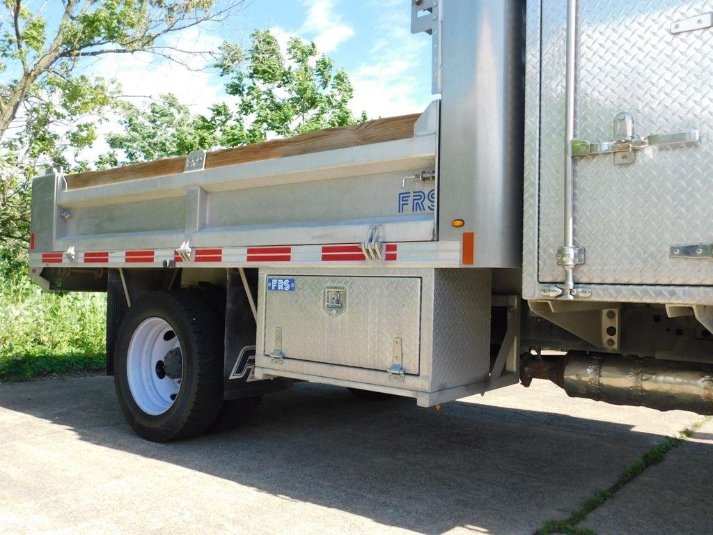 Ford F-550 Regular Cab DRW 4WD 2023