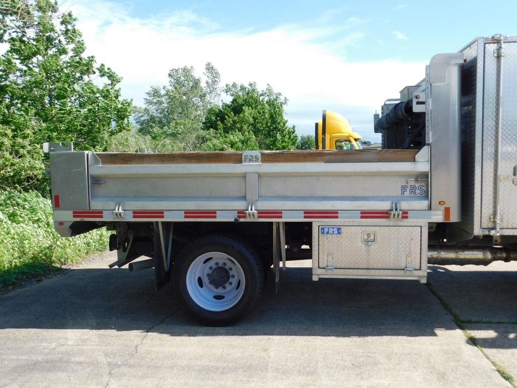 Ford F-550 Regular Cab DRW 4WD 2023