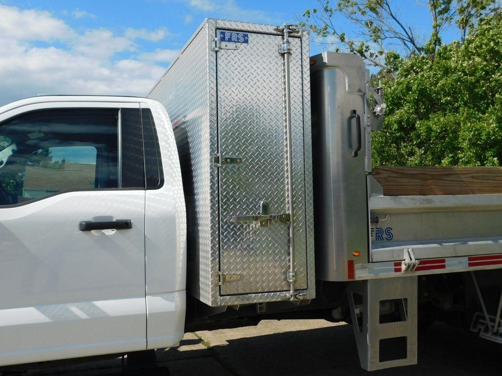 Ford F-550 Regular Cab DRW 4WD 2023