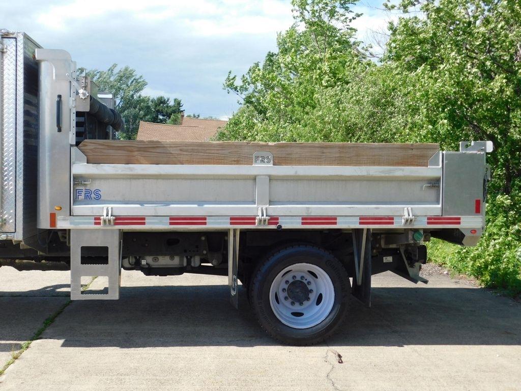 Ford F-550 Regular Cab DRW 4WD 2023