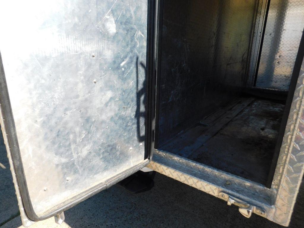 Ford F-550 Regular Cab DRW 4WD 2023