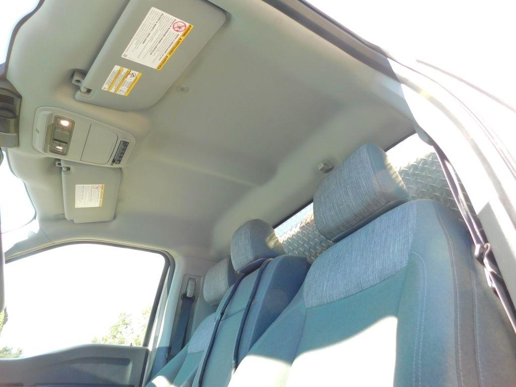 Ford F-550 Regular Cab DRW 4WD 2023