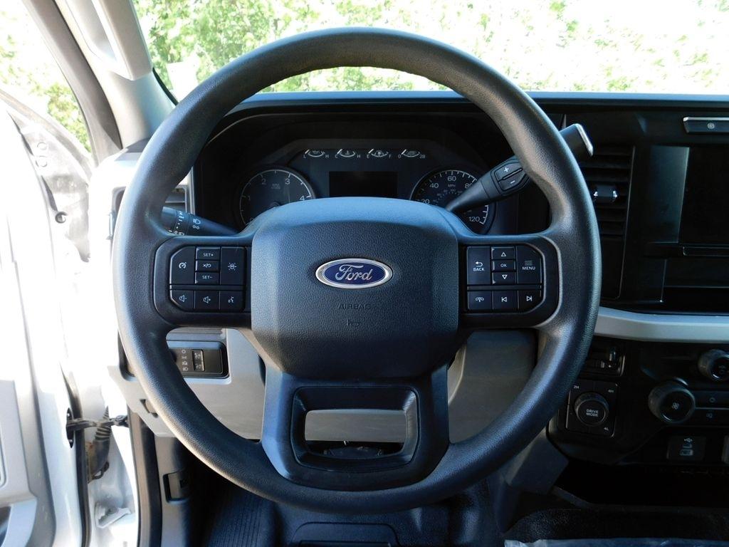 Ford F-550 Regular Cab DRW 4WD 2023