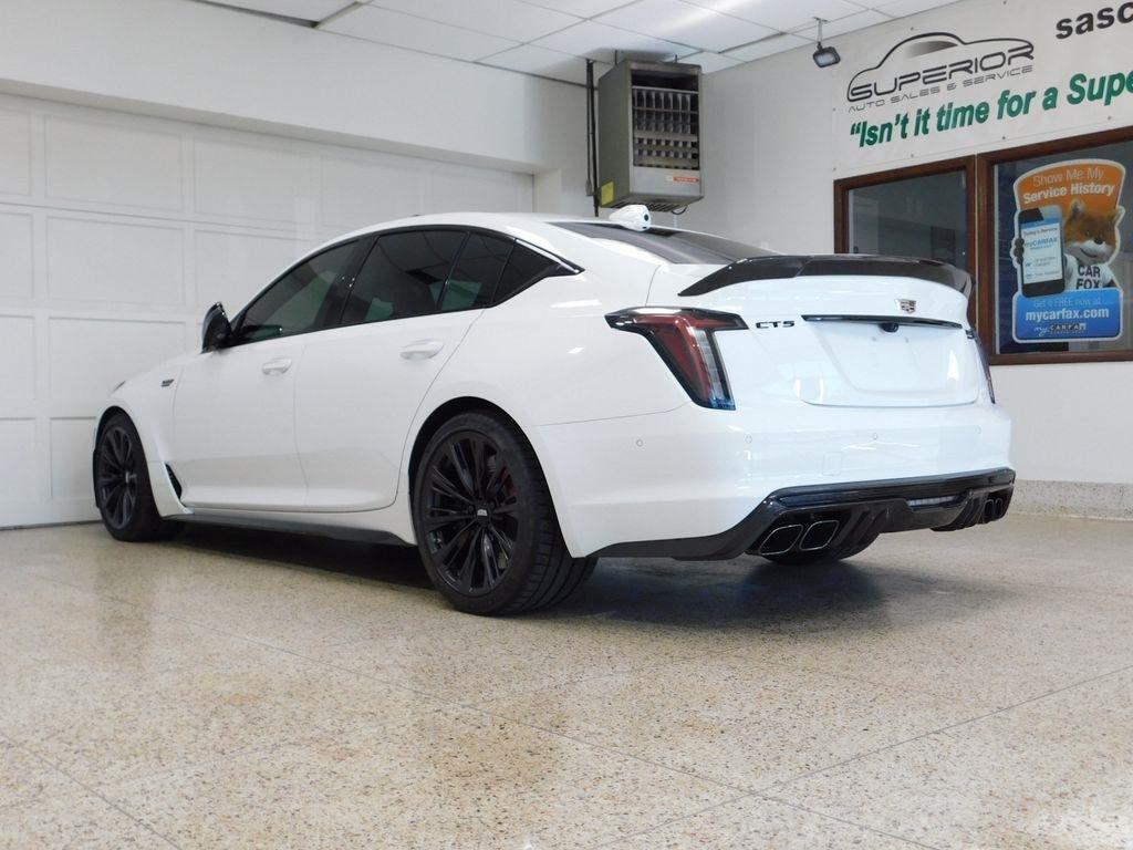 Cadillac CT5-V Blackwing  2024