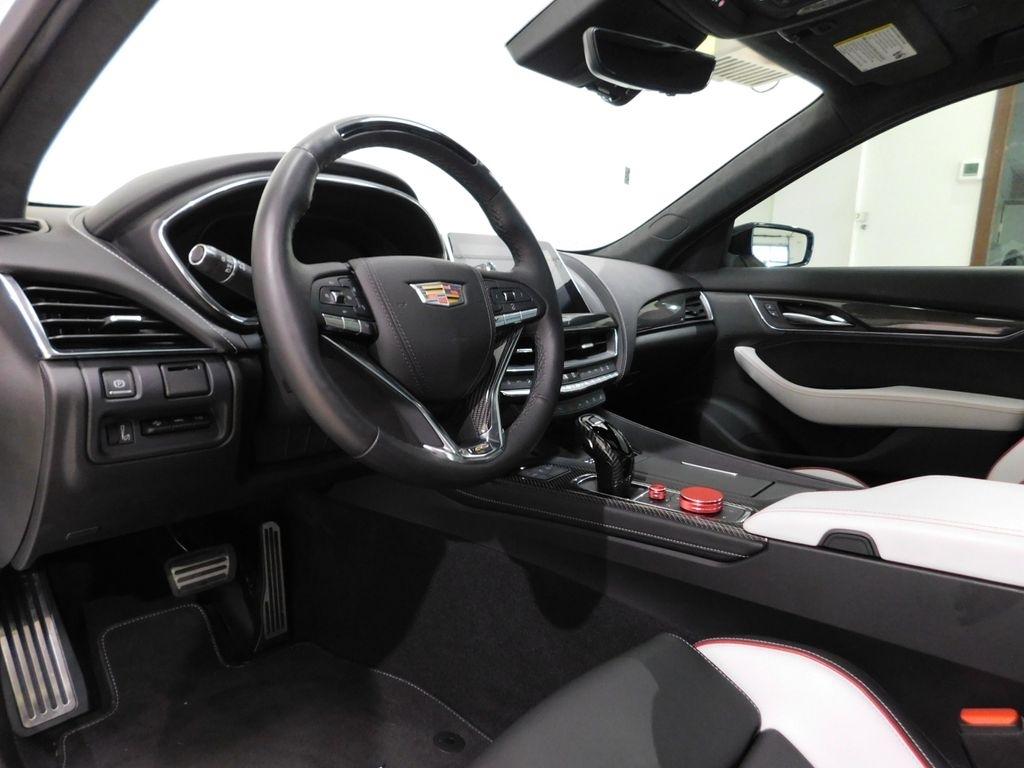 Cadillac CT5-V Blackwing  2024