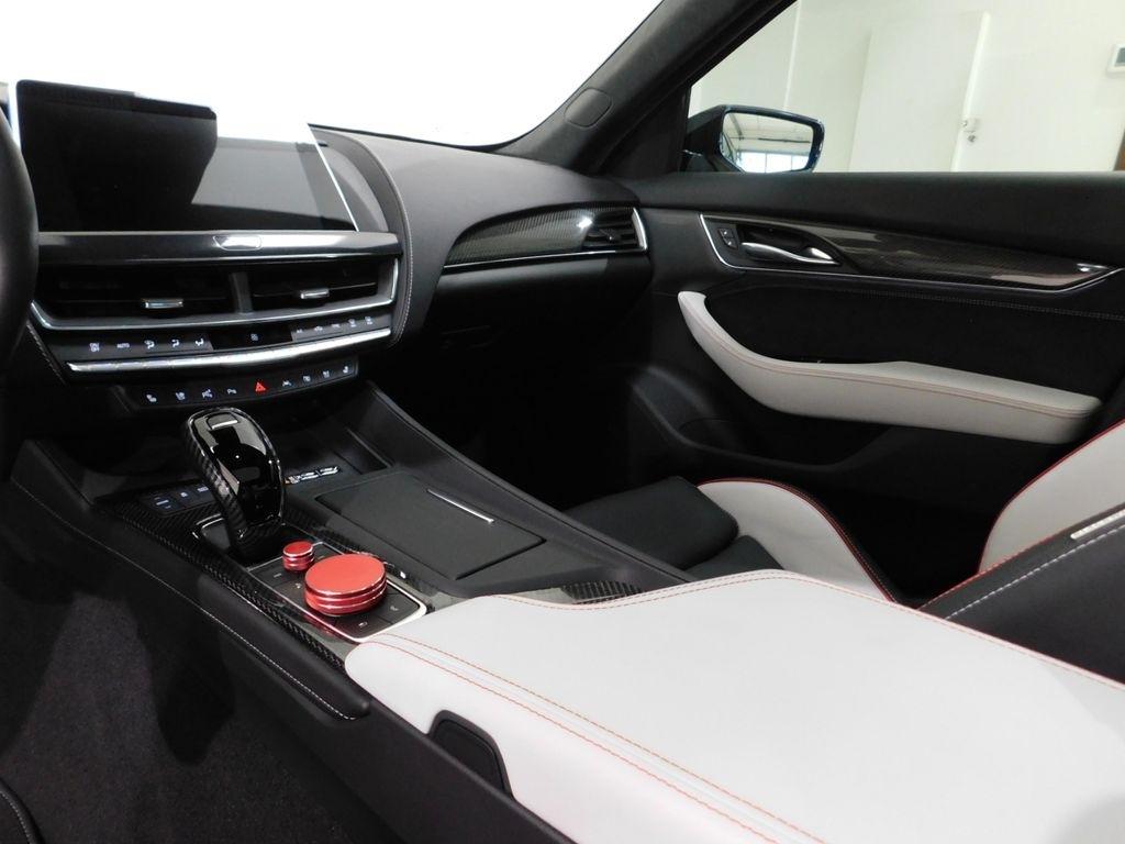 Cadillac CT5-V Blackwing  2024