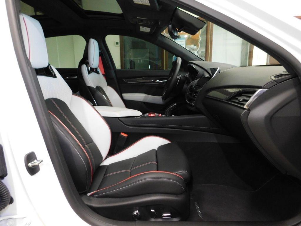 Cadillac CT5-V Blackwing  2024