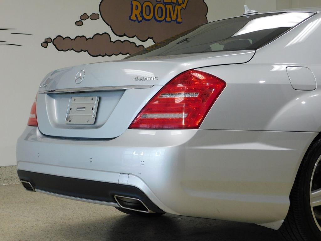 Mercedes-Benz S-Class S450 4-MATIC 2011