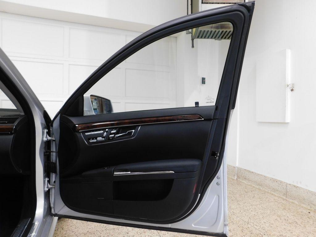 Mercedes-Benz S-Class S450 4-MATIC 2011