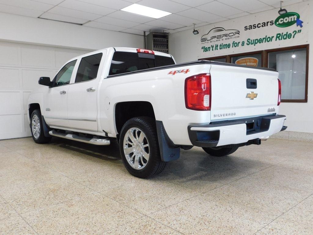 Chevrolet Silverado 1500 High Country Crew Cab Long Box 4WD 2017