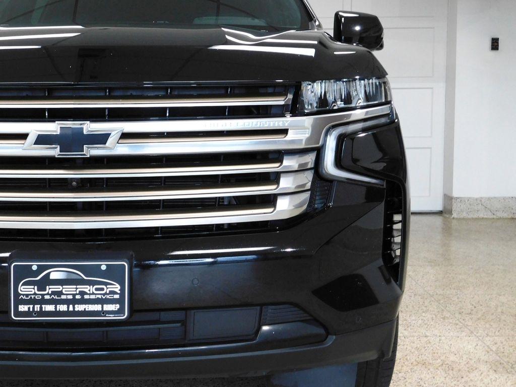 Chevrolet Suburban High Country 4WD 2023