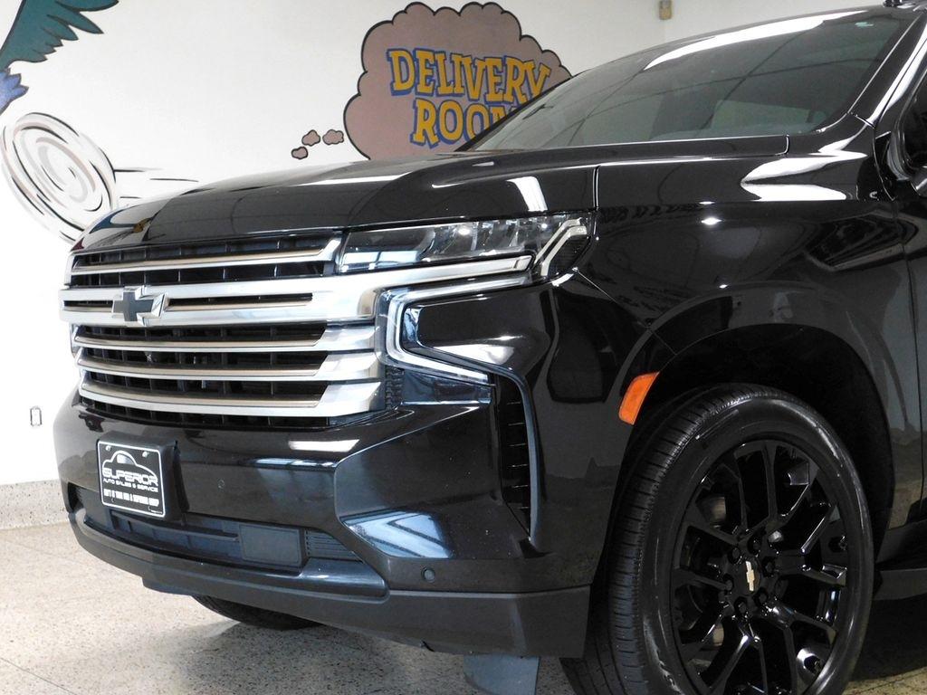 Chevrolet Suburban High Country 4WD 2023