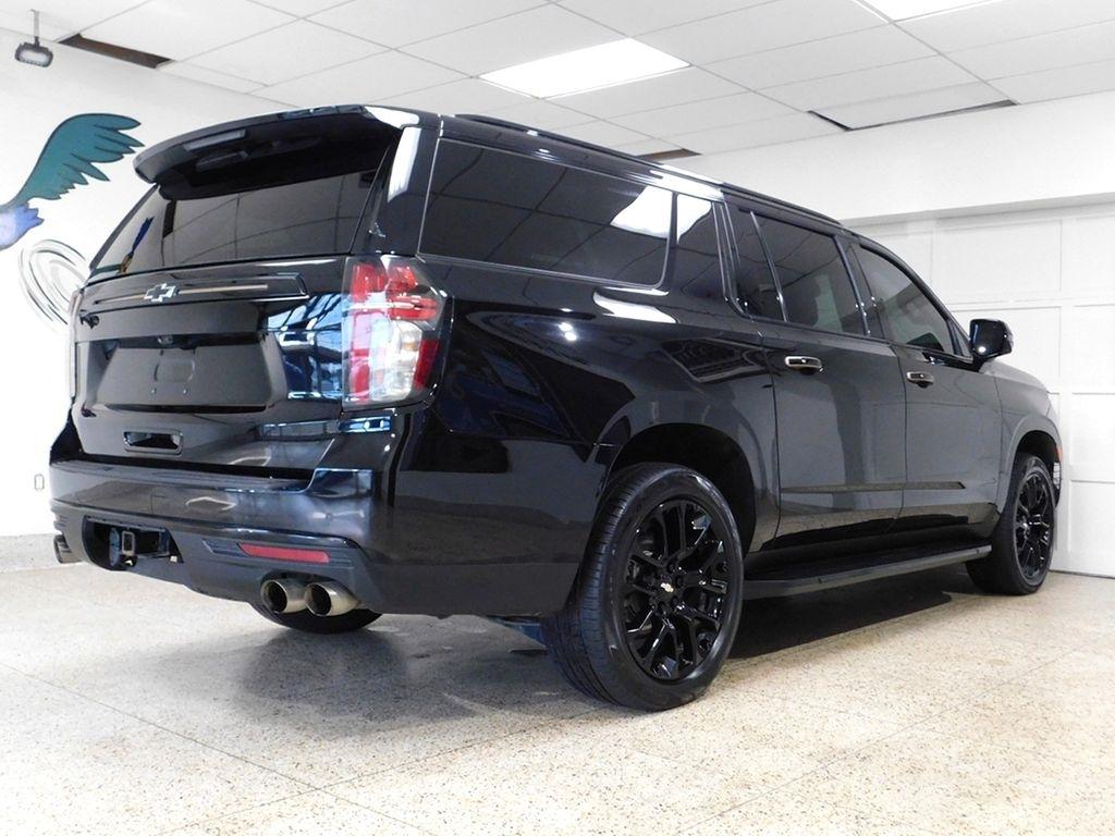 Chevrolet Suburban High Country 4WD 2023