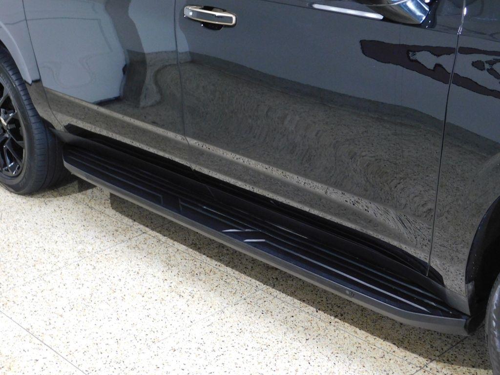 Chevrolet Suburban High Country 4WD 2023