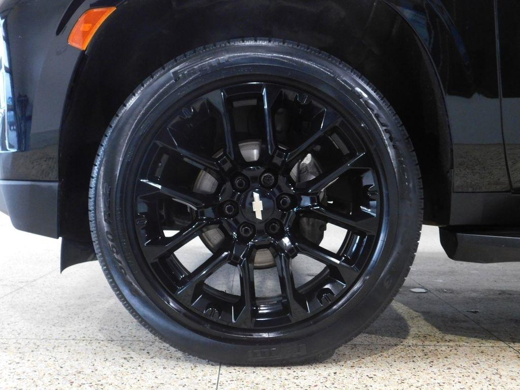 Chevrolet Suburban High Country 4WD 2023