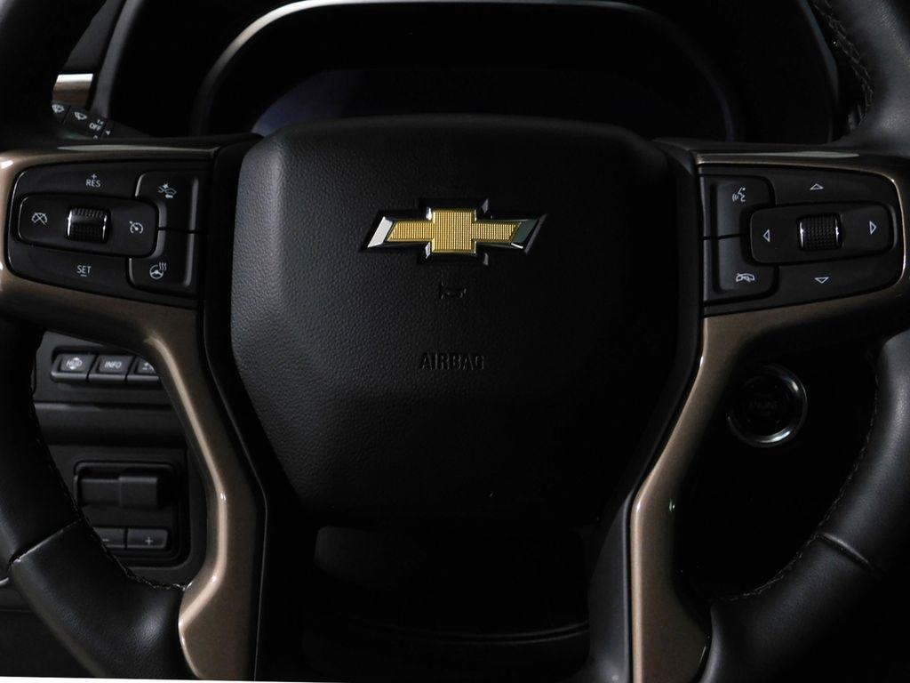Chevrolet Suburban High Country 4WD 2023