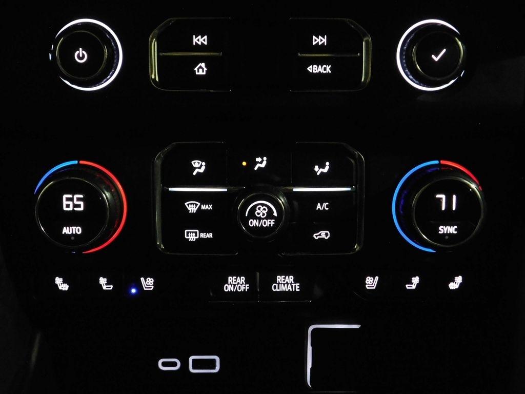 Chevrolet Suburban High Country 4WD 2023