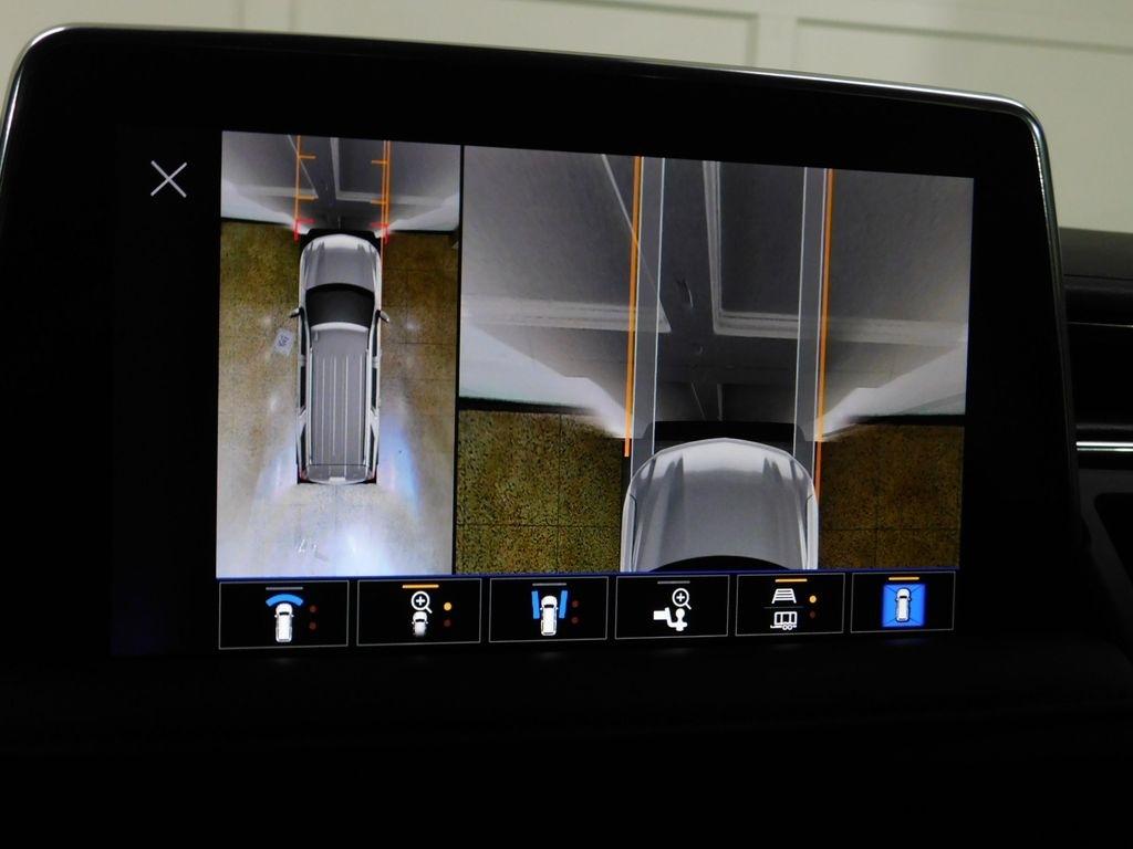Chevrolet Suburban High Country 4WD 2023