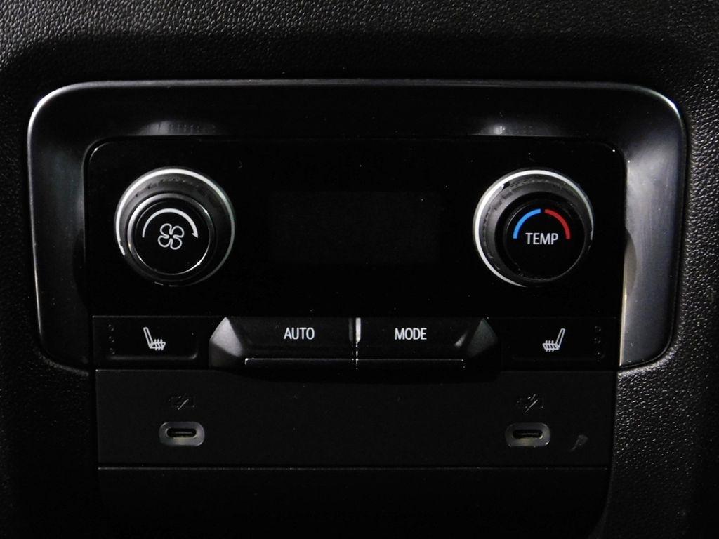 Chevrolet Suburban High Country 4WD 2023