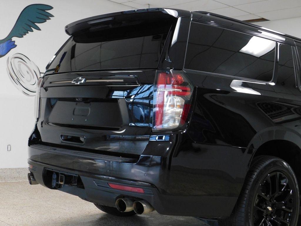 Chevrolet Suburban High Country 4WD 2023