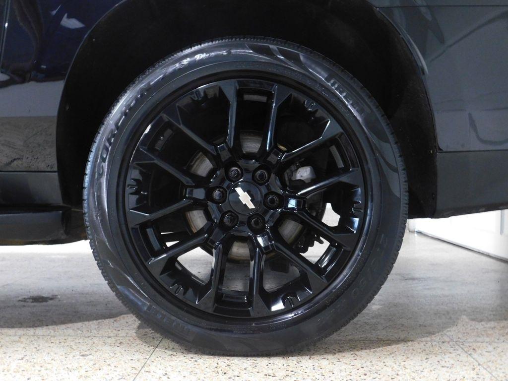 Chevrolet Suburban High Country 4WD 2023