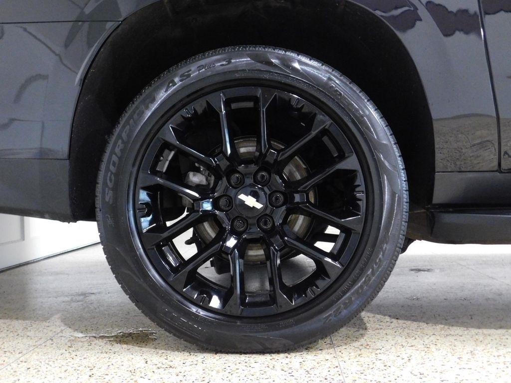 Chevrolet Suburban High Country 4WD 2023