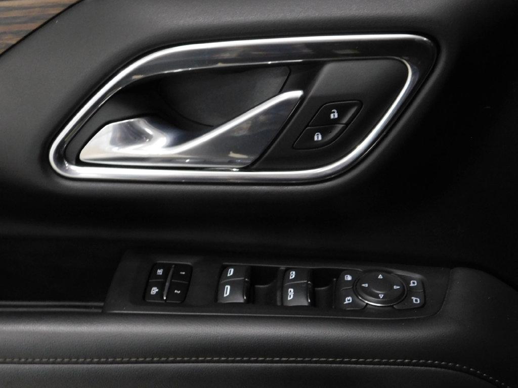 Chevrolet Suburban High Country 4WD 2023