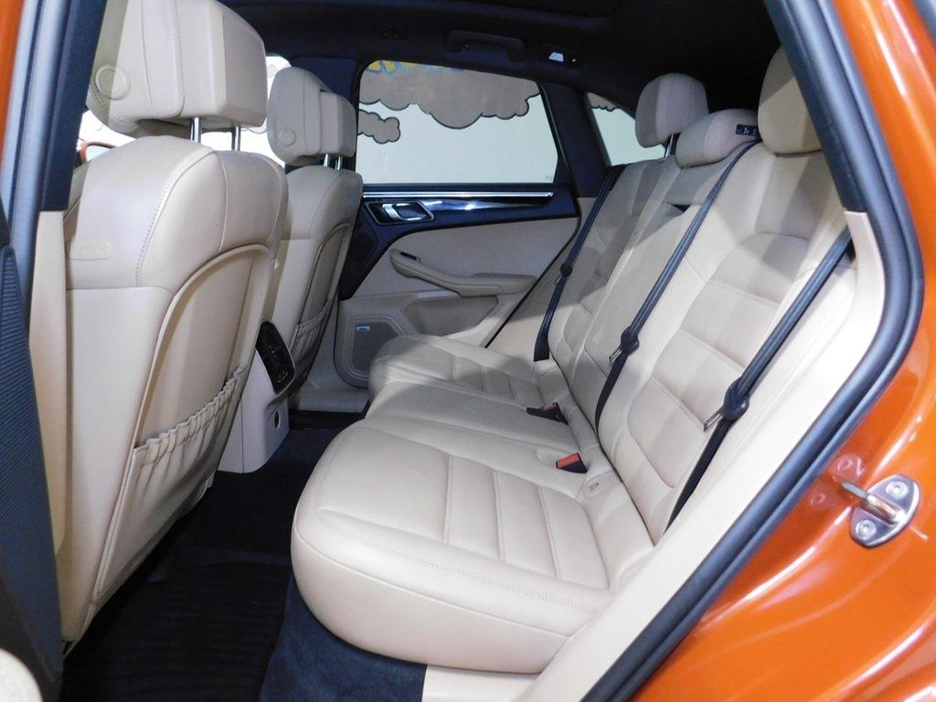 Porsche Macan S 2023