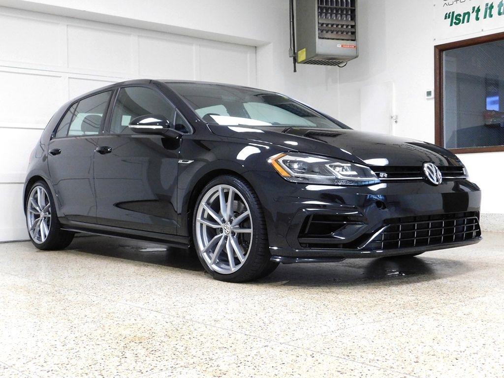 Volkswagen Golf R DCS and Navigation 7A 2019