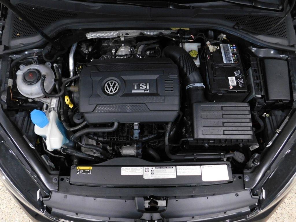 Volkswagen Golf R DCS and Navigation 7A 2019