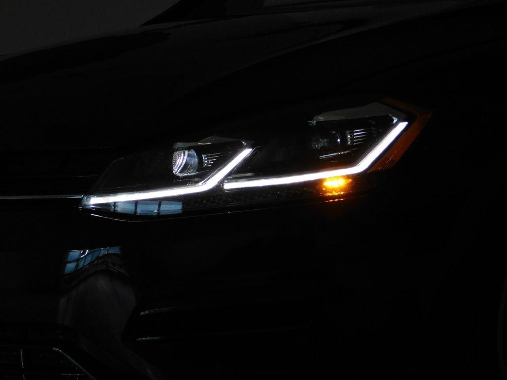 Volkswagen Golf R DCS and Navigation 7A 2019