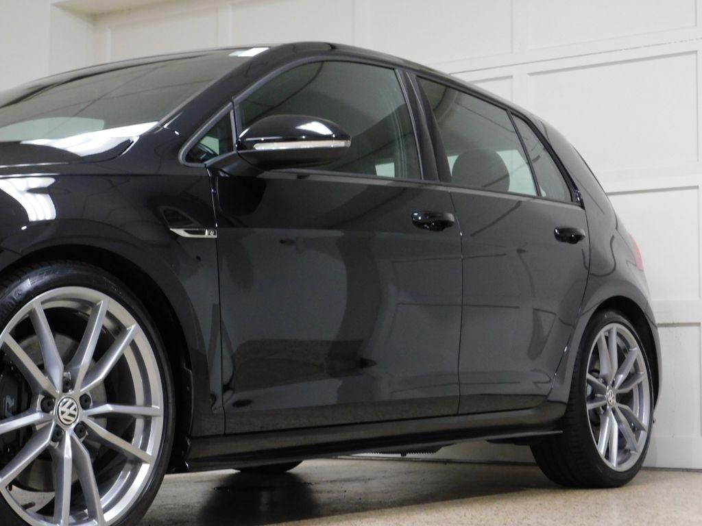 Volkswagen Golf R DCS and Navigation 7A 2019